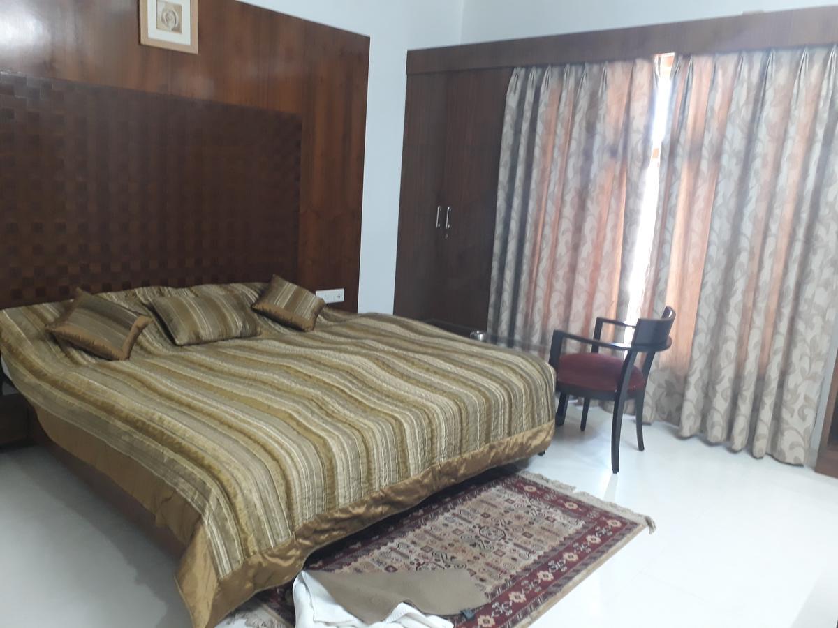 Hotel Deepali Sāgar Exterior foto